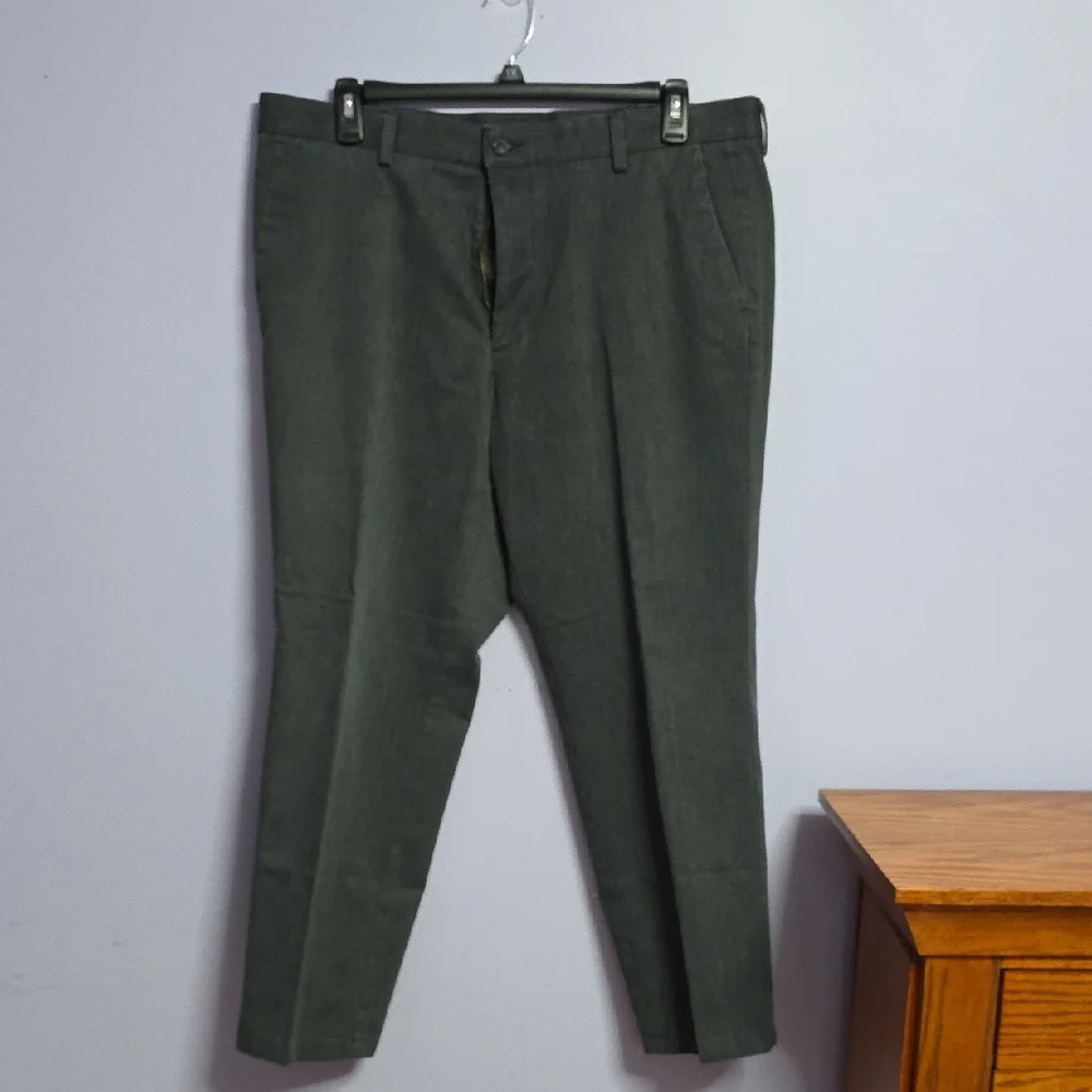 Dockers Dark Gray Chinos‎